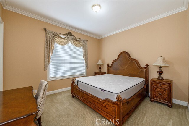 Building Photo - 21 Bent Oak