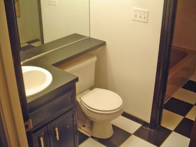 Building Photo - Kelly Butte area home