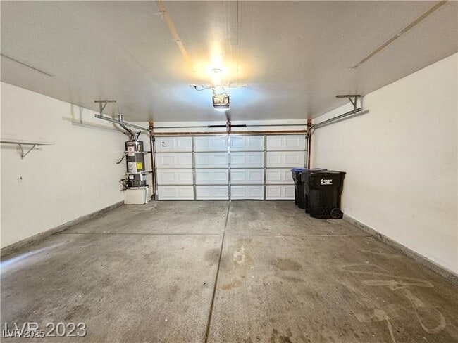 Building Photo - 729 Tawney Eagle St