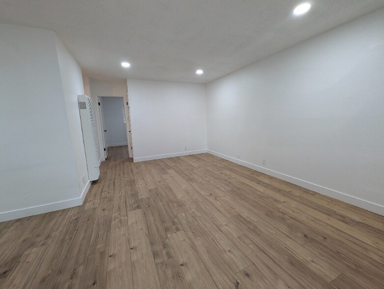 Building Photo - 341 Table Mountain Blvd