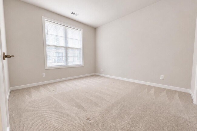 Building Photo - 7556 Sawyer Farm Wy