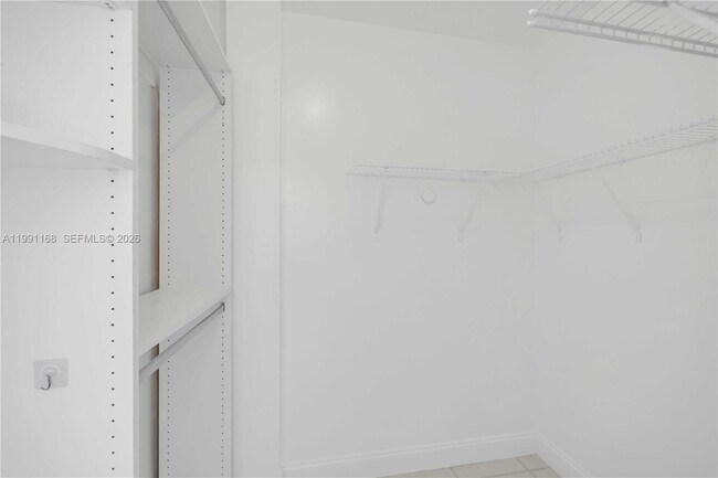 Building Photo - 462 Golden Isles Dr