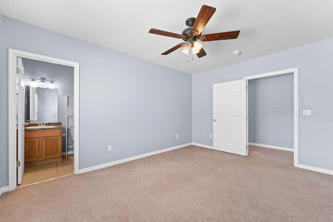 Building Photo - 12056 MO-13