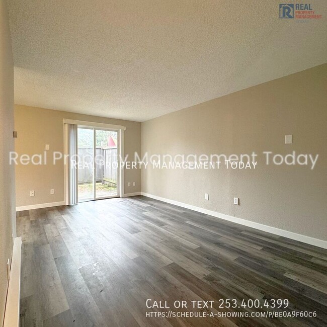 Building Photo - Newly Remodeled Apartment In Olympia!