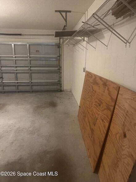 Building Photo - 241 Paquita Cir