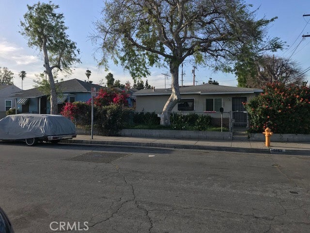 Building Photo - 9157 Bentel Ave