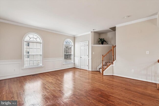 Building Photo - 5503 Sacramento Mews Pl