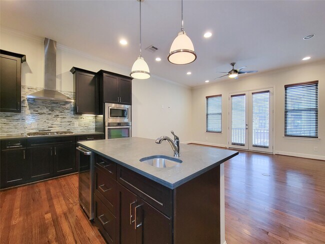 Building Photo - 5520 Kiam St