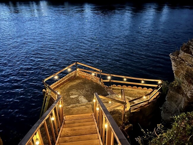 Building Photo - 6620 Upton Ln