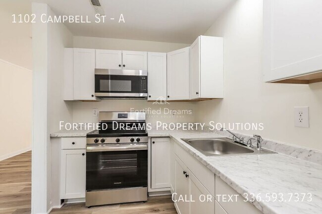Building Photo - 1102 Campbell St