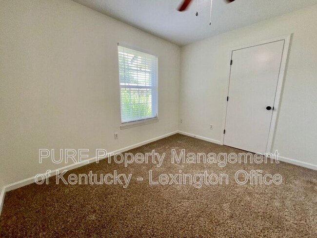 Building Photo - 1212 Fenwick Rd