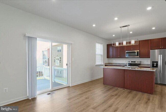 Building Photo - 21 Stafford Pl