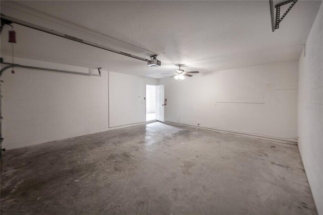 Building Photo - 1508 E Jean St