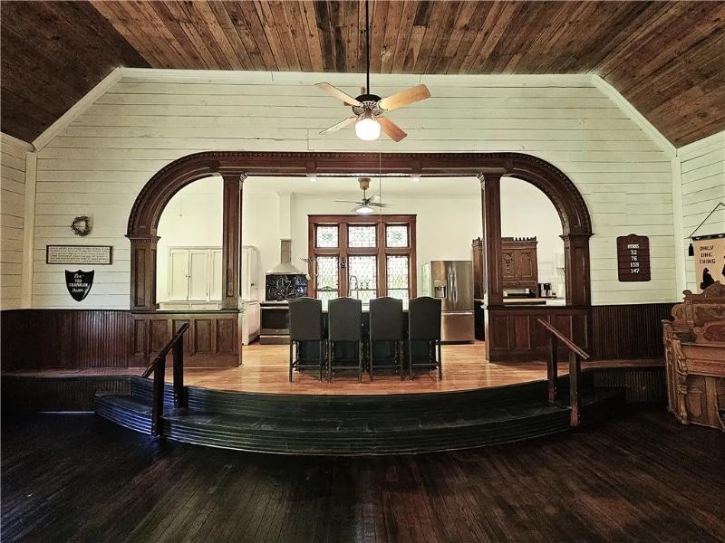 Building Photo - 1100 S Tyler St