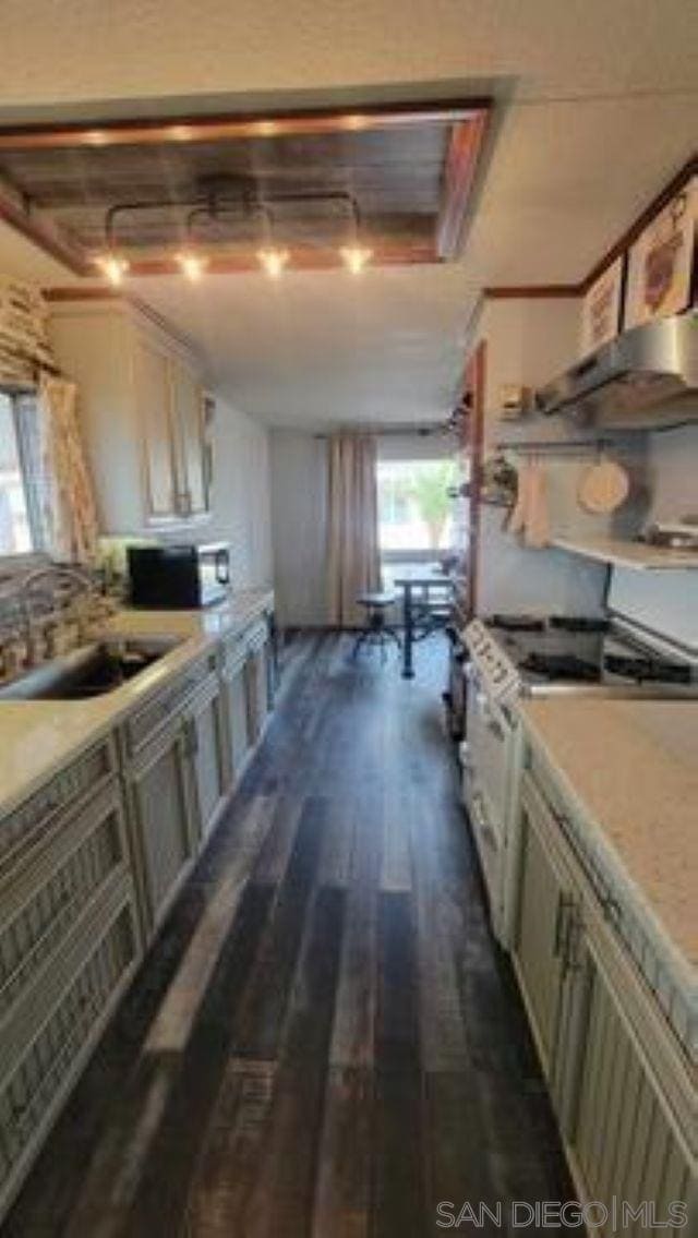 Building Photo - 6550 Ponto Dr