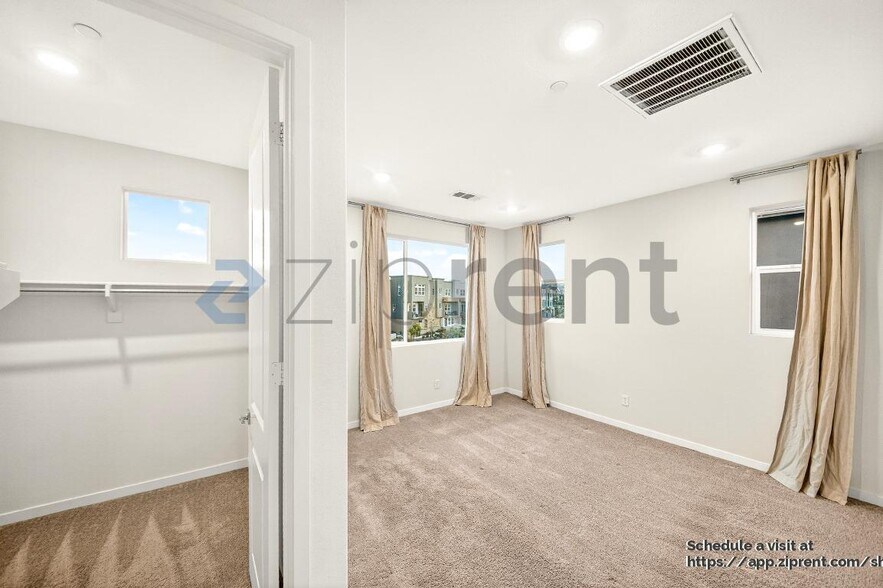 Building Photo - 27578 Manzanita Wy