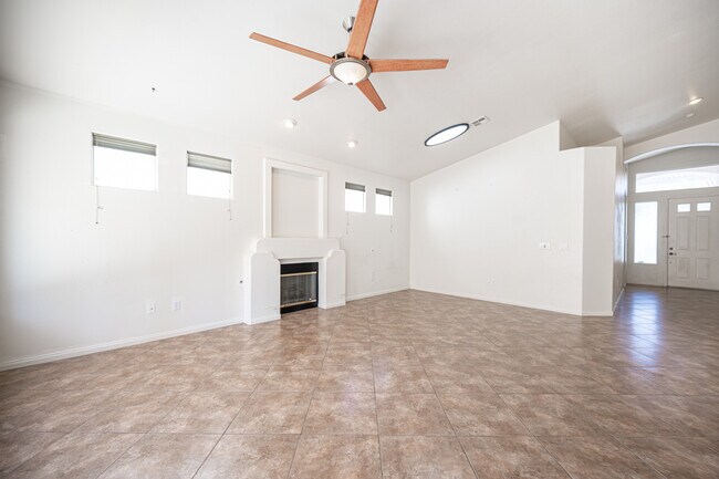 Building Photo - 356 Blackstone River Ave
