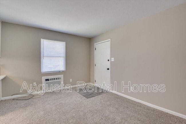 Building Photo - 325 B Verdery Drive