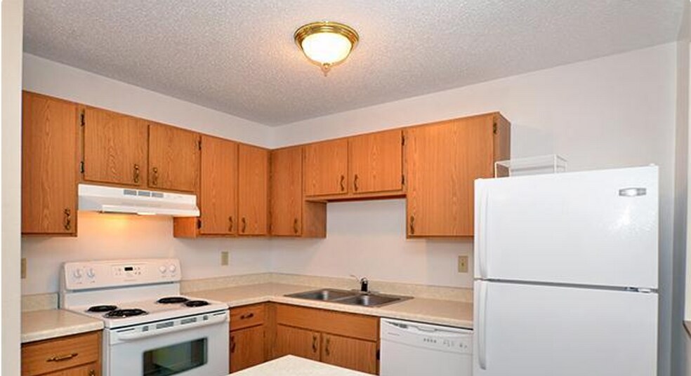 Interior Photo - The Grove of White Bear Lake