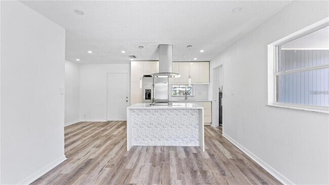 Building Photo - 4447 Ivey Ct