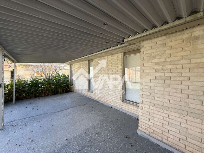 Building Photo - 5019 Starfire St