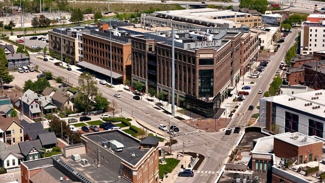 Building Photo - 800 N Park Ave