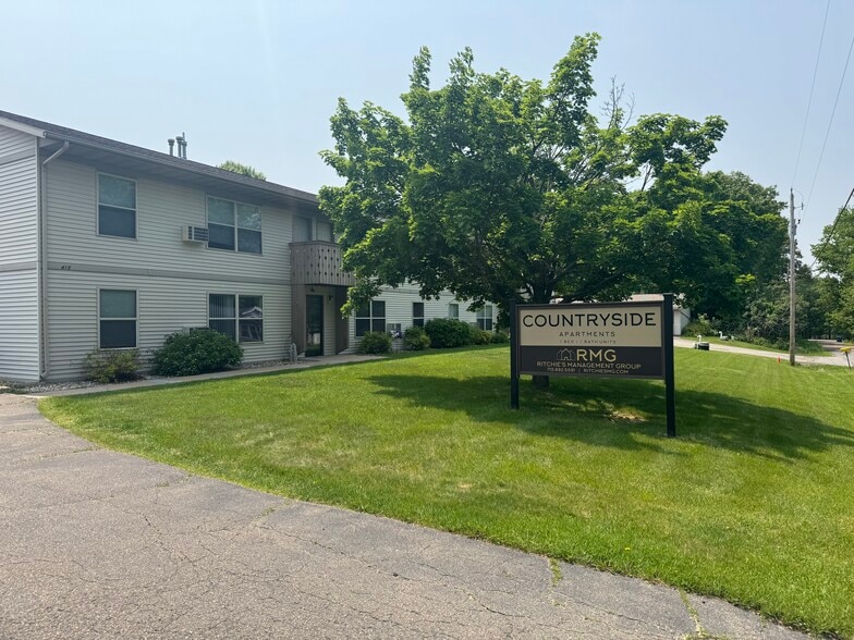 Primary Photo - Countryside Apartments