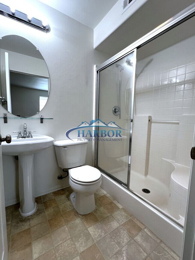 Building Photo - 1322 Harmony Way