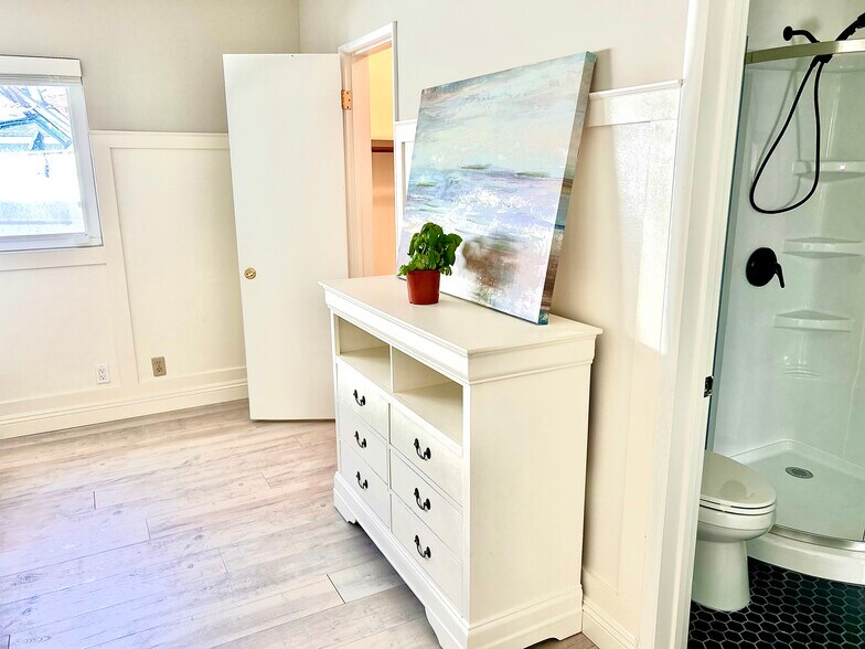 Building Photo - 719 N Cabrillo Ave