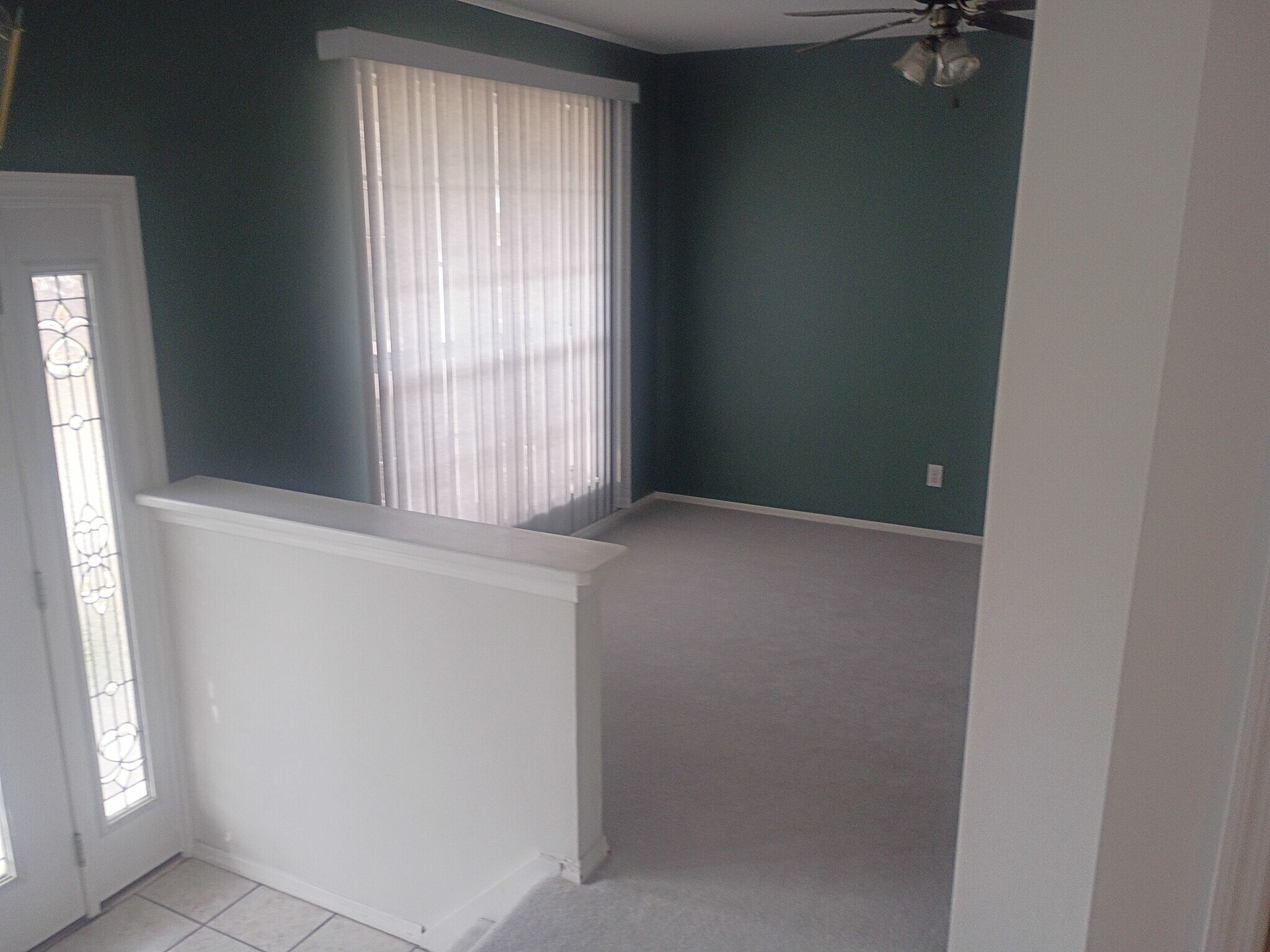 Building Photo - 4863 Vermilion Dr