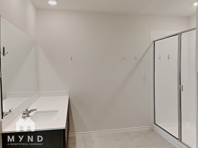Building Photo - 4101 Black Canyon Dr