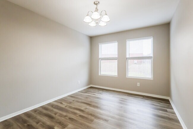 Building Photo - 20806 Fox Trot Ct