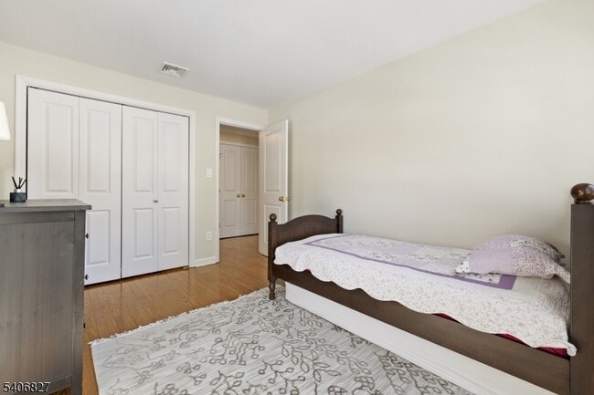 Building Photo - 23 Victor Ave