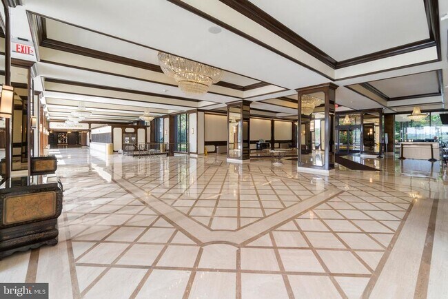 Building Photo - 5225 Pooks Hill Rd