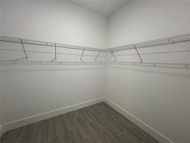 Building Photo - 1262 Oxsalida St