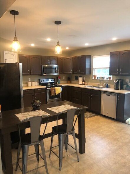 Building Photo - 2334 Slate Valley Ln