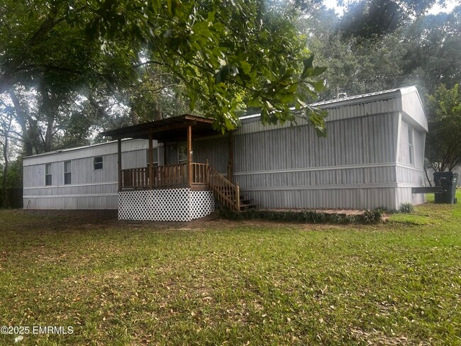 Primary Photo - 5426 Chandler Rd