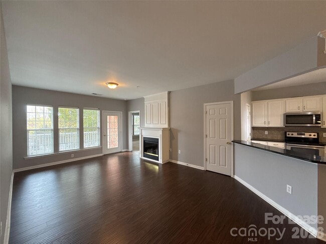 Building Photo - 14335 San Paolo Ln