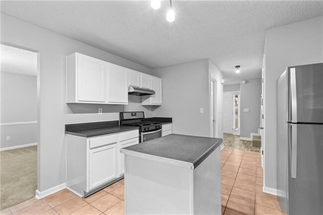 Building Photo - 498 Pecan Wood Cir