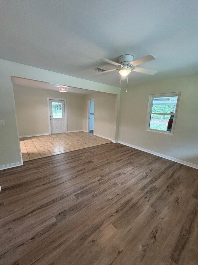 Building Photo - 3.0 bedroom in Monticello Florida 32344