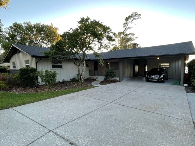 Primary Photo - 940 N Kepler Rd