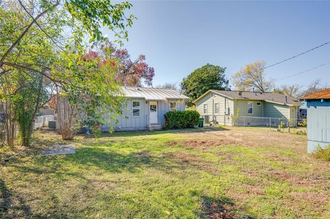 Building Photo - 4804 Tanney St