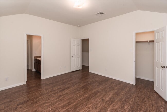 Building Photo - 15210 Lucky Star Dr