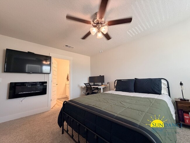 Building Photo - Beautiful 2 Story Townhouse in Milton – Close to Schools, Shopping & NAS Whiting Field!