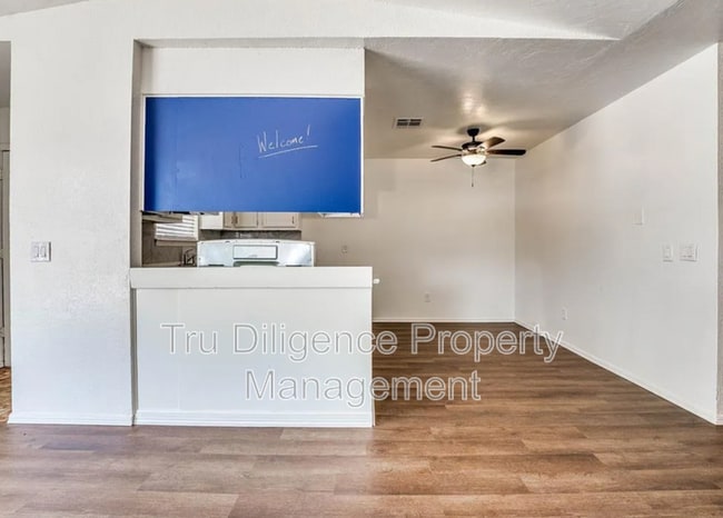 Building Photo - 8801 St George Way