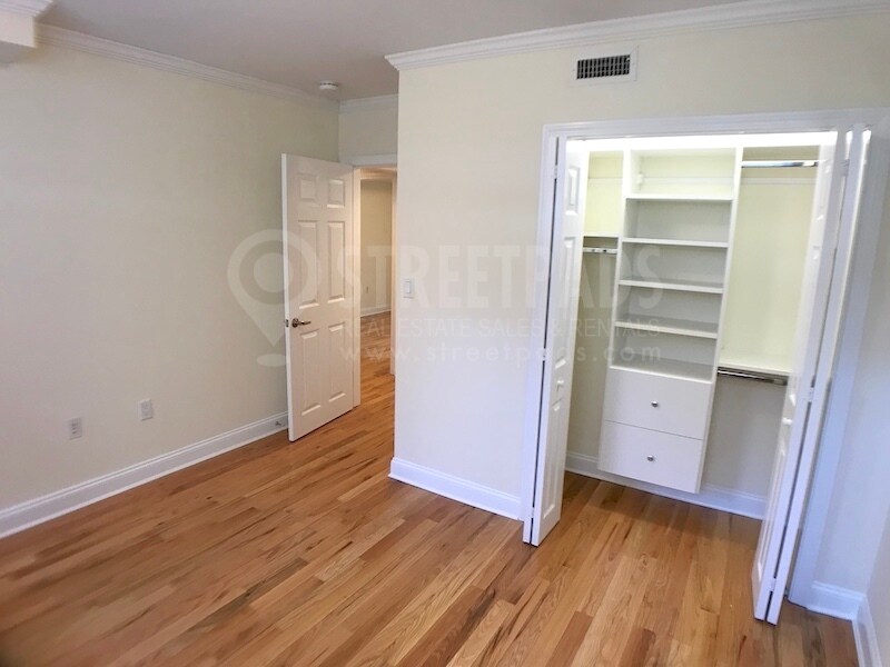 Building Photo - 3 Chauncy St