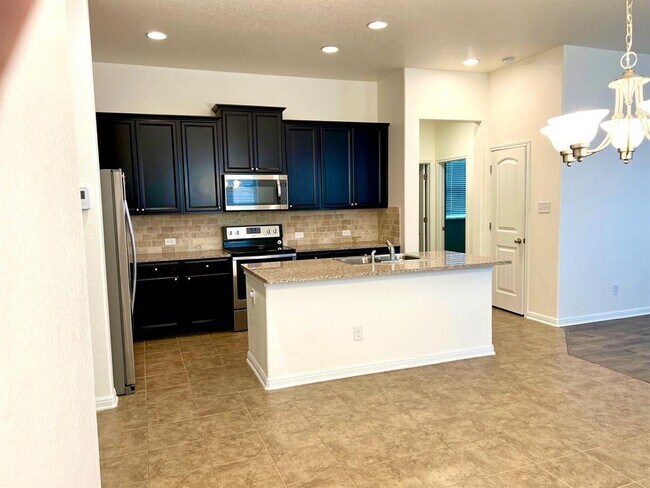 Building Photo - 252 Prairie Vista