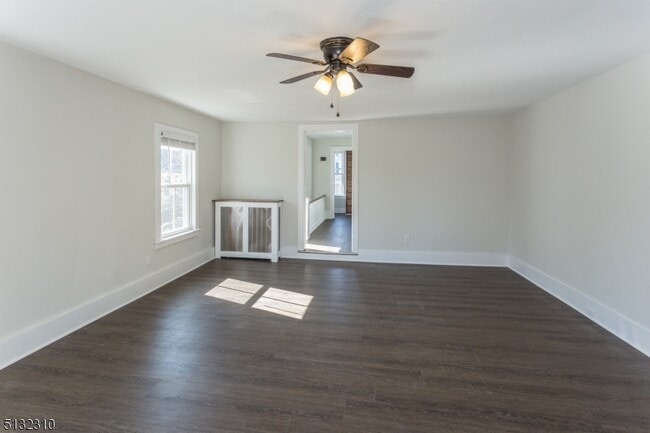 Building Photo - 211 Washington St