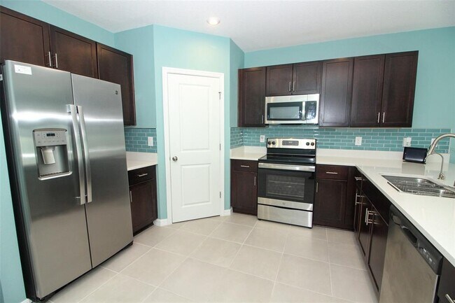 Building Photo - 404 Citrine Lp