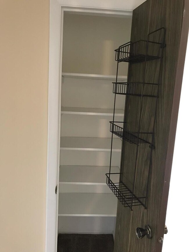 Building Photo - 232 Driftwood Ln